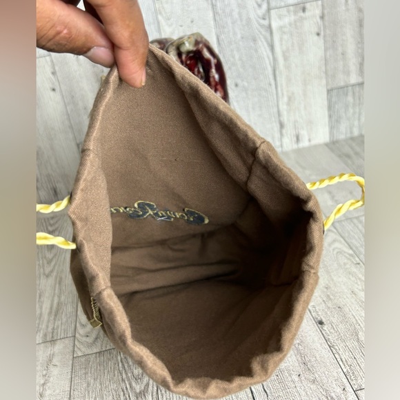 Crown Royal Brown Bag w/ Gold Drawstring for 750ml Bottle New 9” x 7.5” - Picture 3 of 3